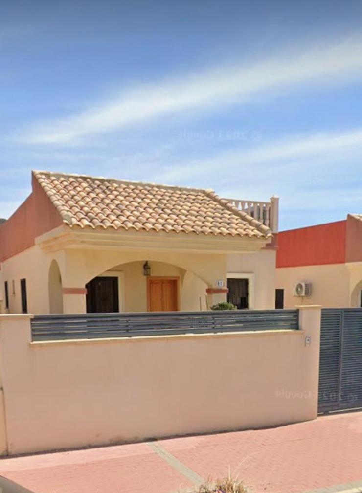 Arco Mediterraneo Chalet Independiente 托雷维耶哈 外观 照片